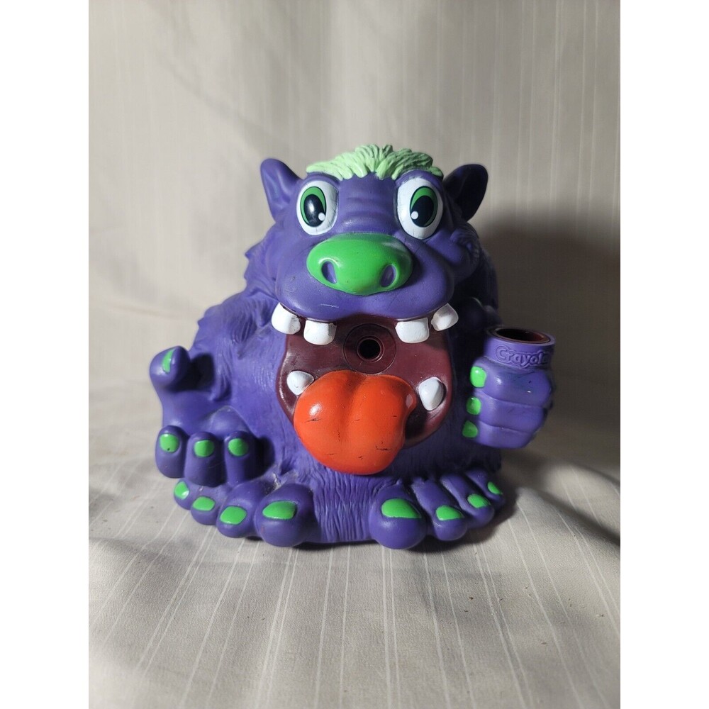 Crayola Burp N’ Monster Pencil/Crayon Sharpener 2006 - Works - Purple Monster